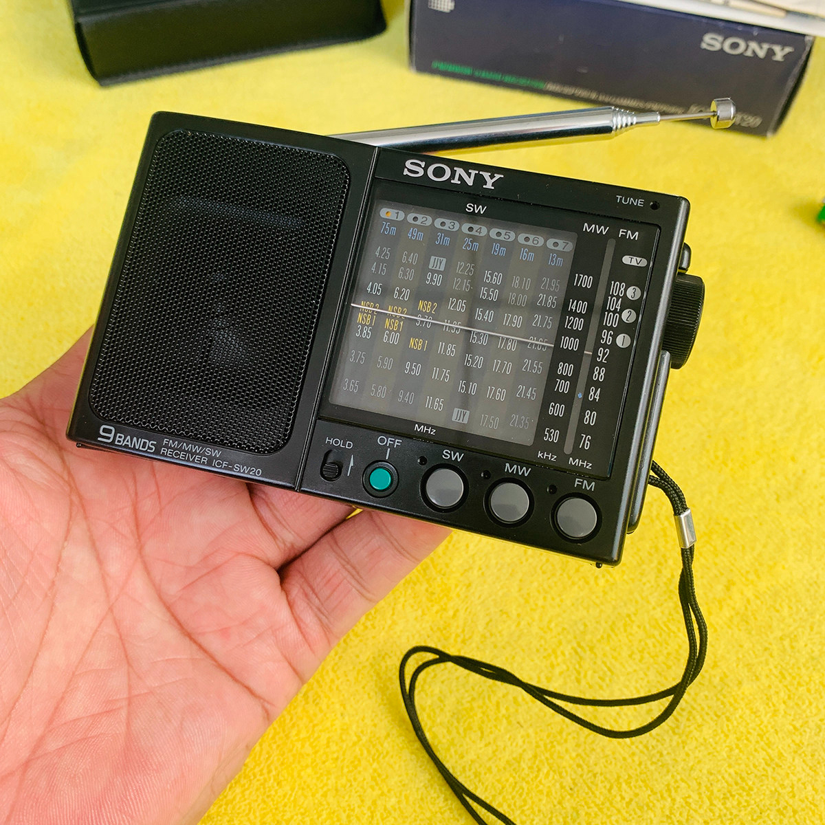 راديو Sony عالمي بـ 9 نطاقات – جهاز استقبال لـ FM وMW وSW (الموجات القصيرة)